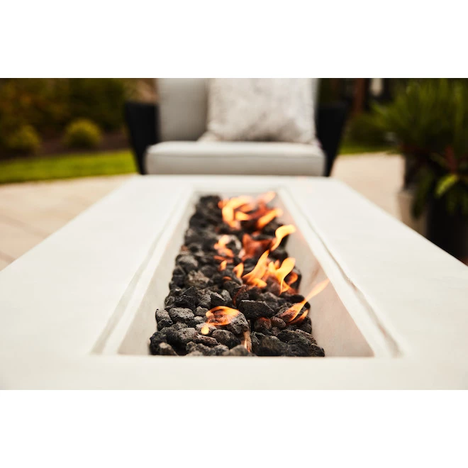 Foyer extérieur au gaz Allen + Roth rectangulaire en béton 2 Foyer extérieur au gaz Allen + Roth rectangulaire en béton – Image 2