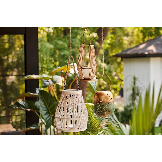 Lanterne solaire Allen + Roth en bambou de 13,4 po x 11,4 po 4 Lanterne solaire Allen + Roth en bambou de 13,4 po x 11,4 po – Image 4