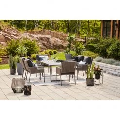 Jardinière en métal noir Allen + Roth de 10 po L x 14 po H (1/pqt) 9 Jardinière en métal noir Allen + Roth de 10 po L x 14 po H (1/pqt) -ALLEN + ROTH Soldes Boutique 44945166e L