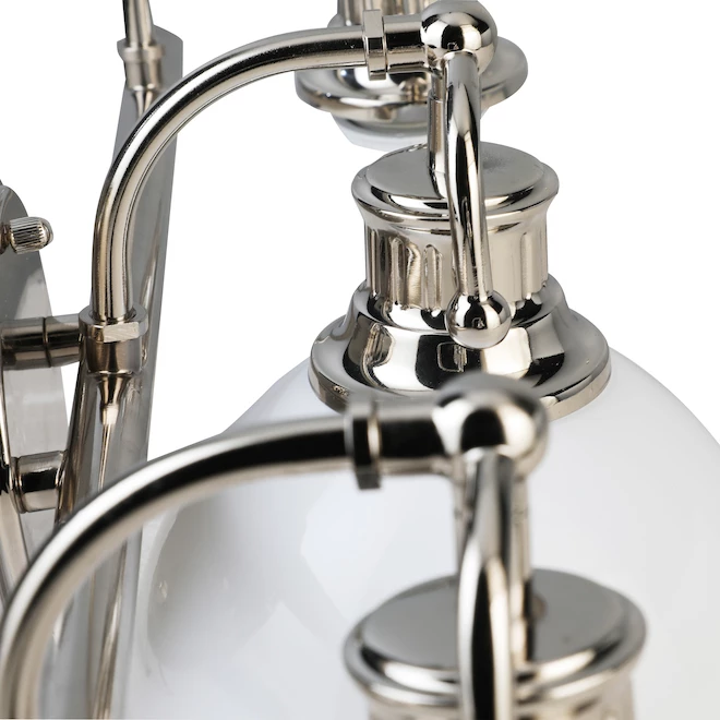 Applique murale Allen + Roth pour meuble-lavabo, métal, 24,5 po, nickel poli et blanc 3 Applique murale Allen + Roth pour meuble-lavabo, métal, 24,5 po, nickel poli et blanc – Image 3