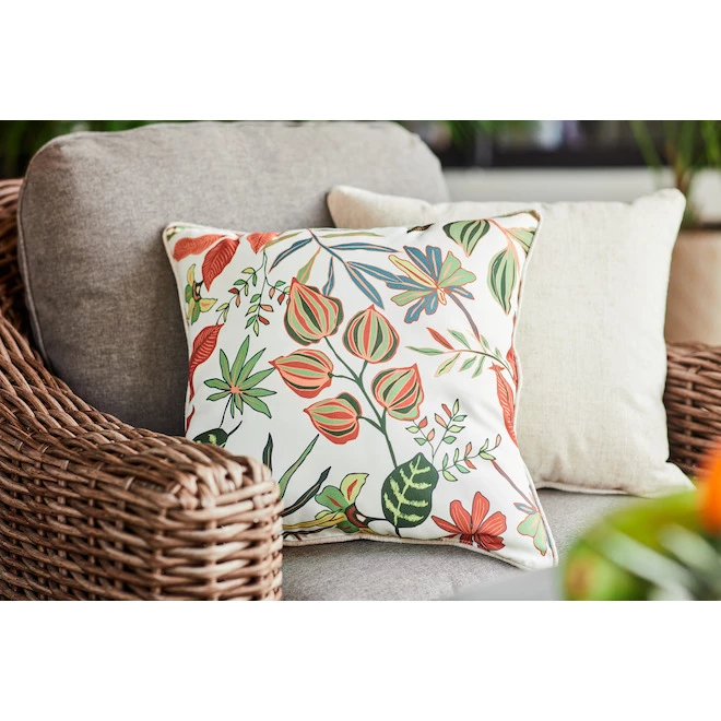 Coussin Allen + Roth en polyester de 18 po x 18 po 3 Coussin Allen + Roth en polyester de 18 po x 18 po – Image 3