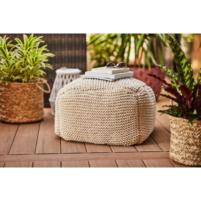 Pouf Allen + Roth en polyester tressé de couleur crème 18 po x 14 po 2 Pouf Allen + Roth en polyester tressé de couleur crème 18 po x 14 po – Image 2